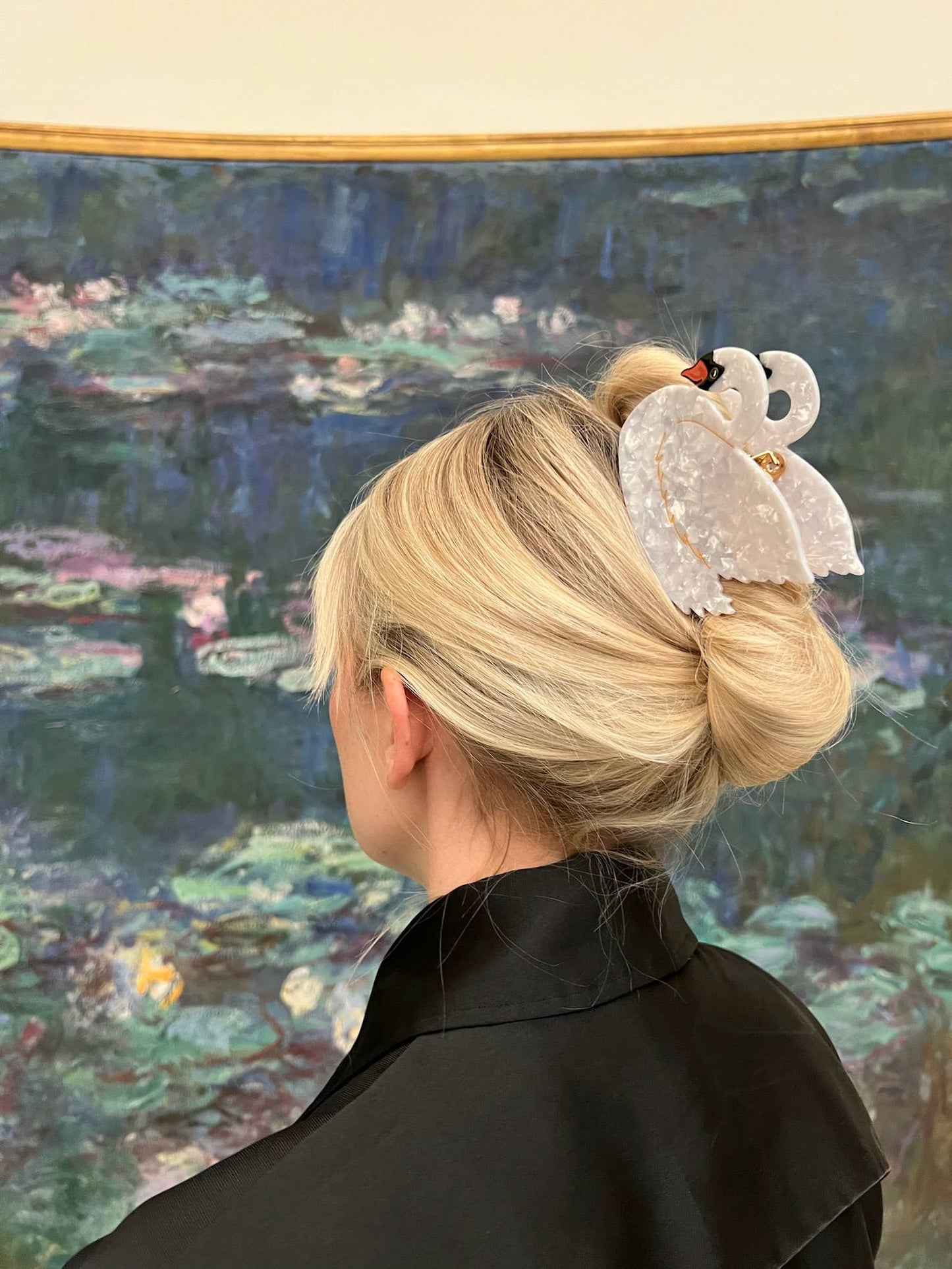 Hand-painted Swan Bird Claw Hair Clip | Eco-Friendly: Black