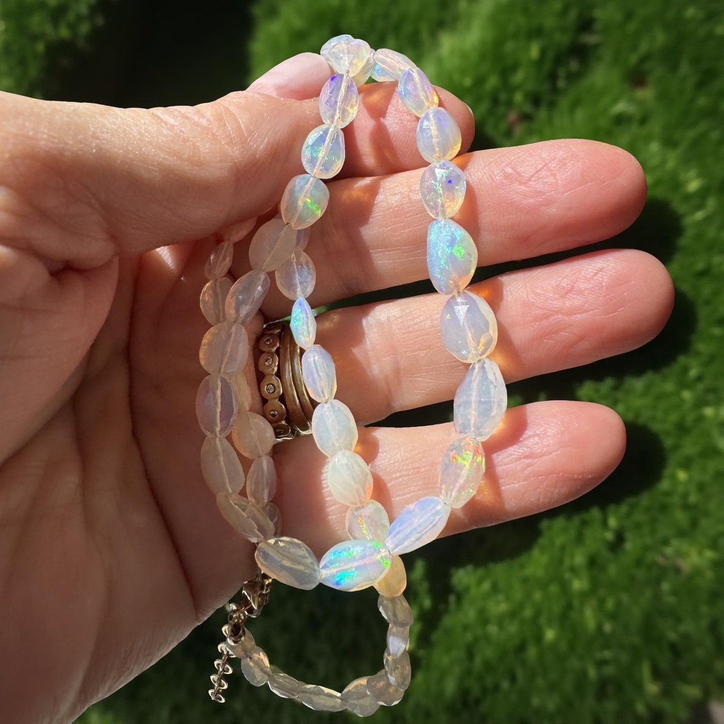 Necklace: White Oval Opals