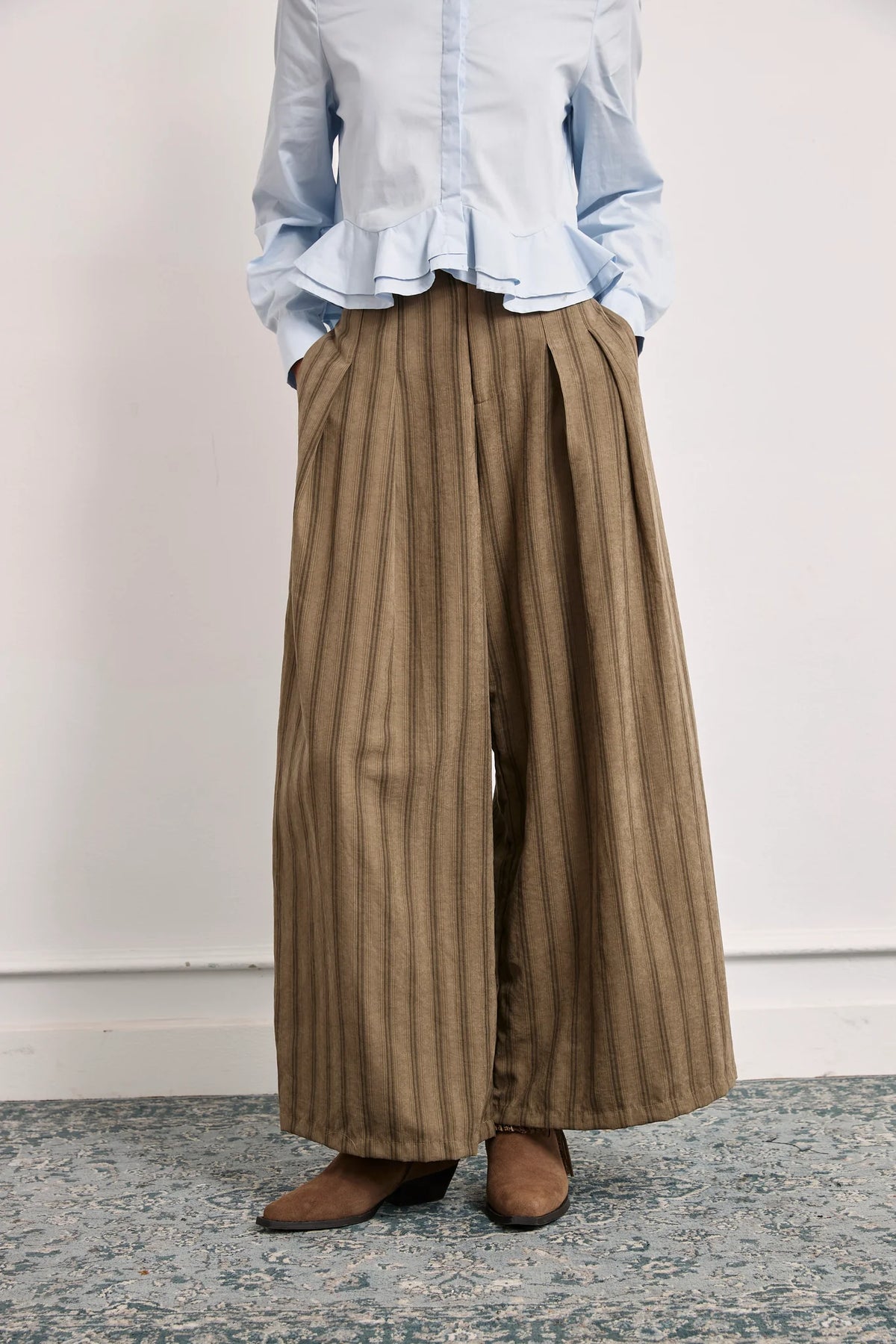 NUD Striped Pants