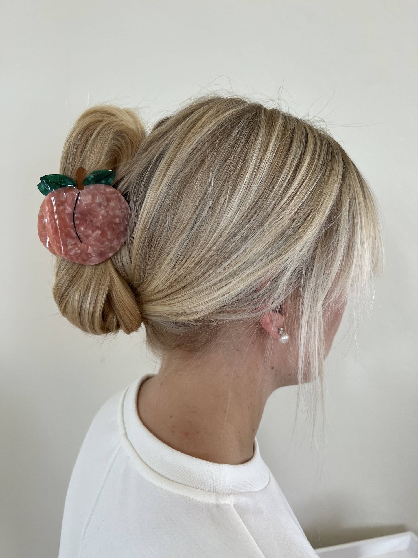 Hand-painted Peach Claw Hair Clip | Eco-Friendly
