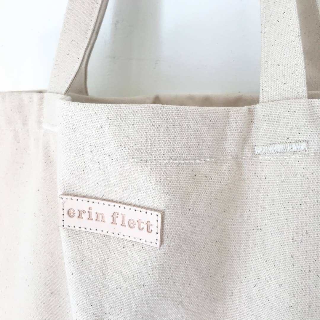 Third Eye Carry All Bag in Grapefruit