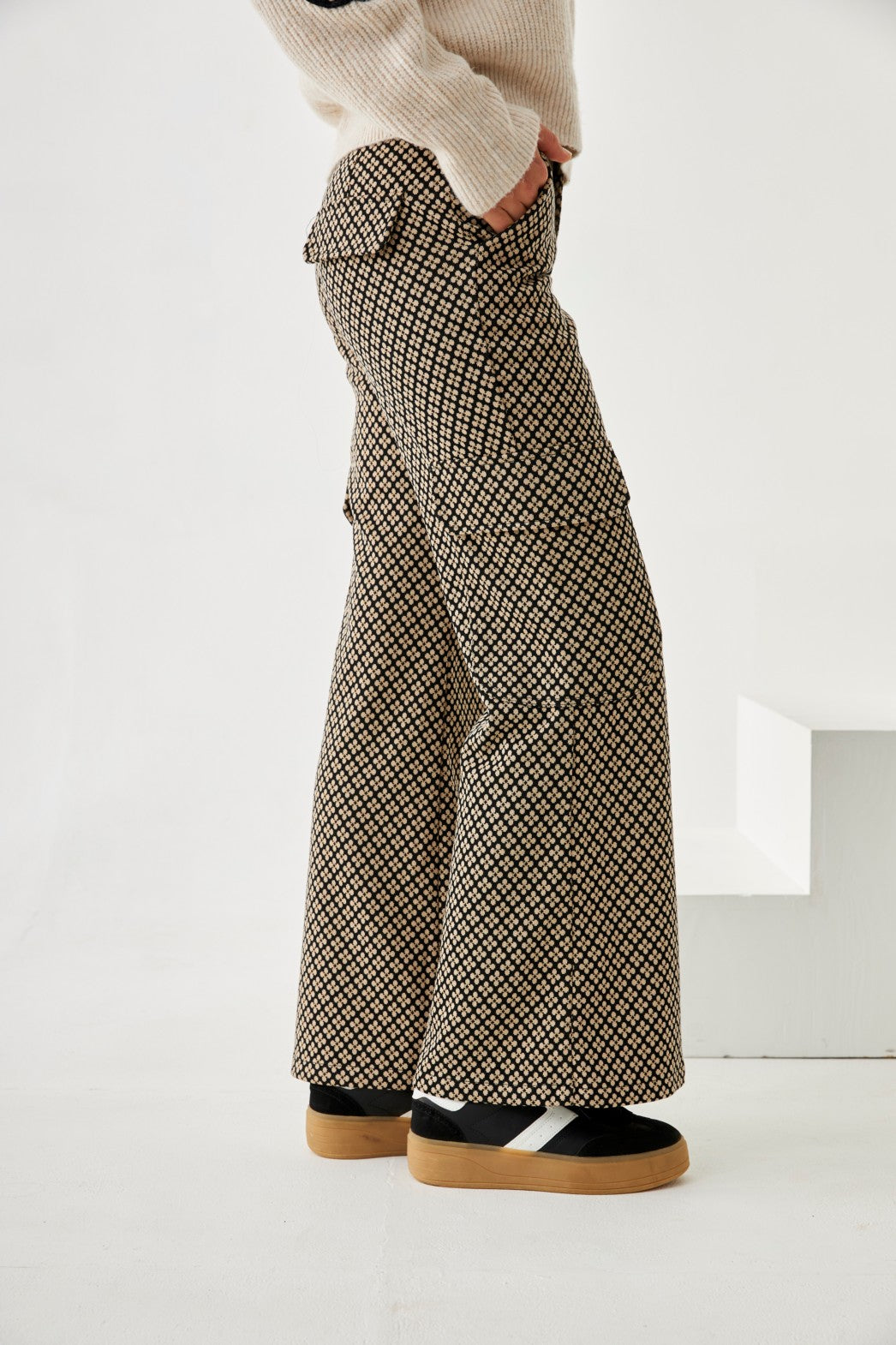 Jacquard Patterned Pants