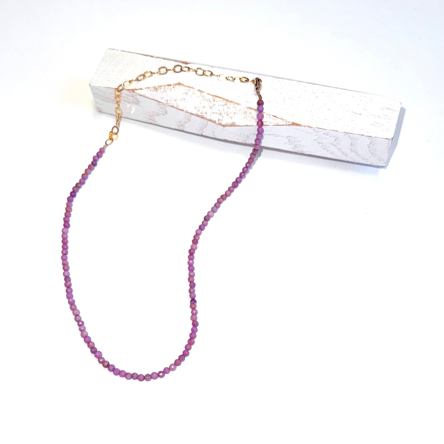 Necklace: Choker: Phosphosiderite