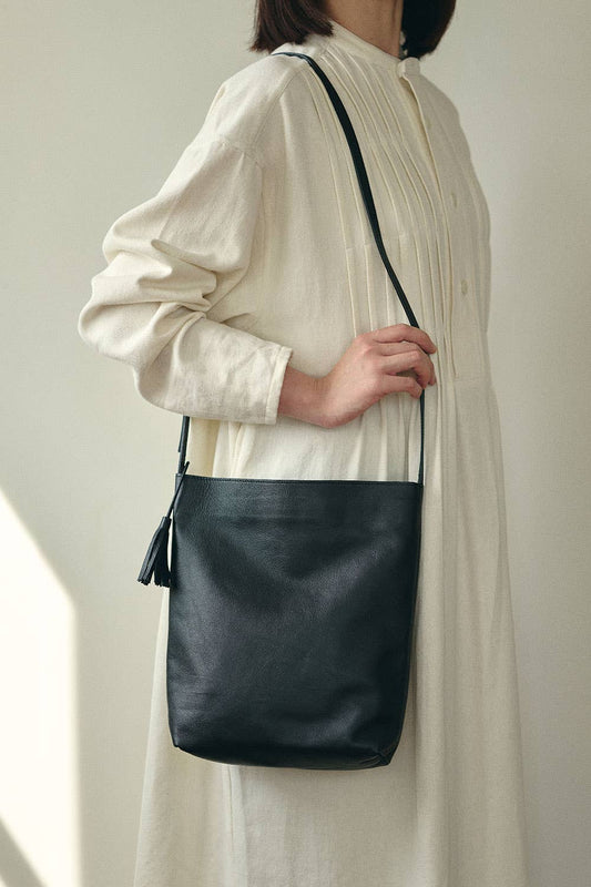 Noir Shoulder Bag