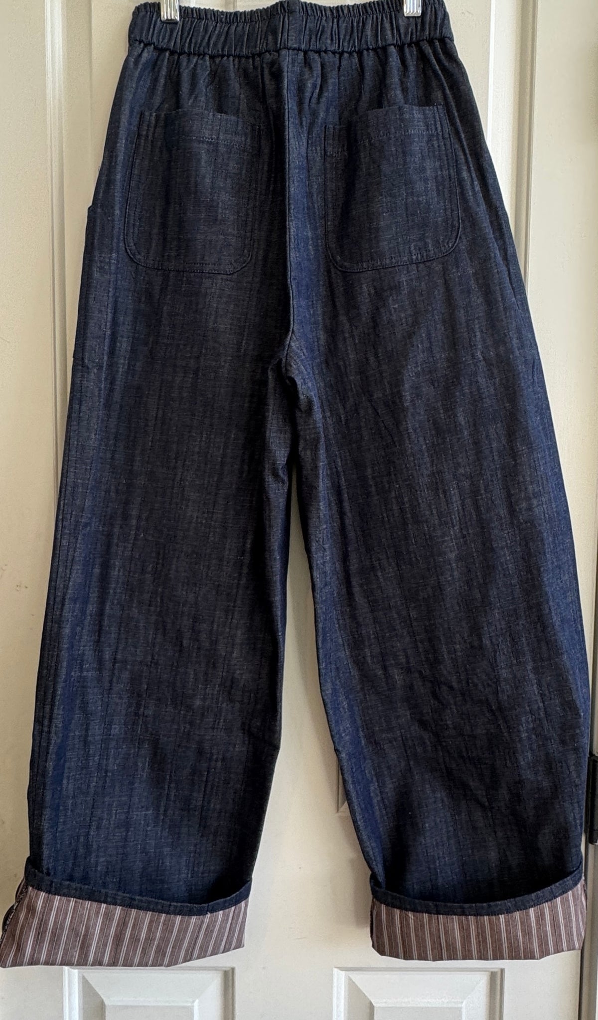 The KORNER-PARIS Nathan Pants in Denim with striped lining