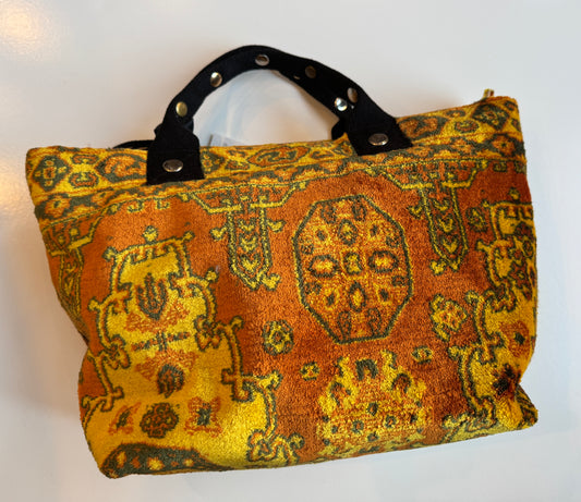 LALLA Carpet Crossbody Bag  in Orange