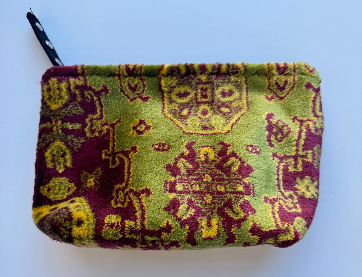 LALLA  Carpet Small Pouch Green