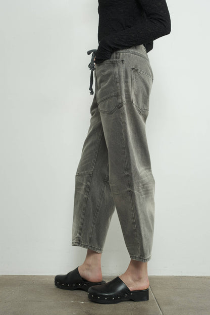 Denim Barrel Jeans in Grey Wash