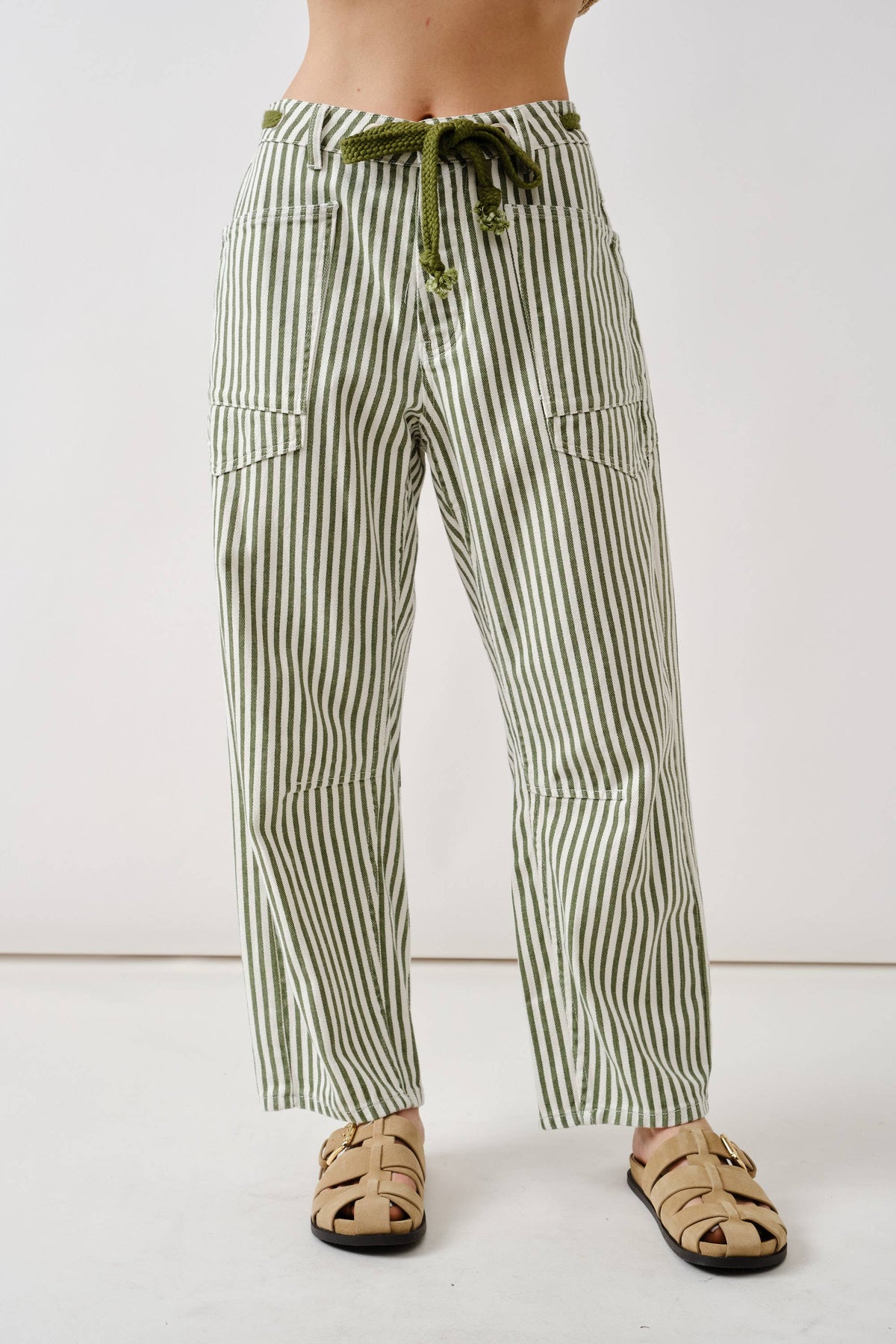 Denim Barrel Jeans in Grey Wash