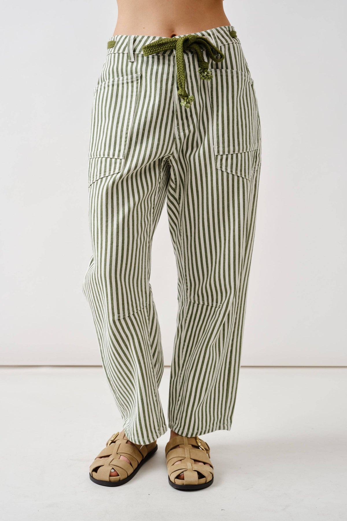 Denim Barrel Jeans in Grey Wash